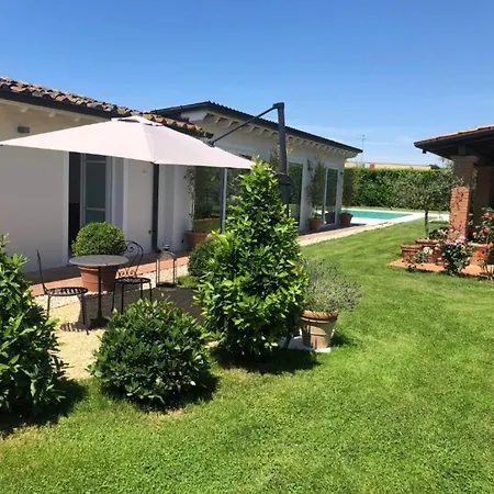 Dimora Arabella Semesterbostad Pietrasanta