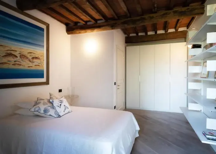 Dimora Arabella Pietrasanta